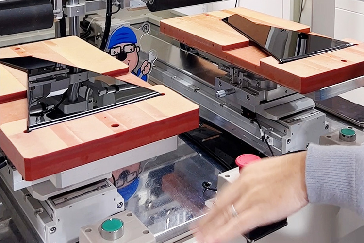 汽車BC柱貼膜機-自動貼膜機廠家東莞市德尚精密機械設備有限公司